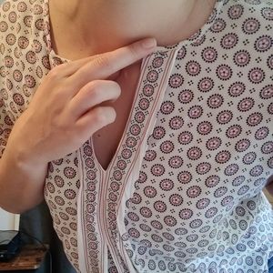 V neck blouse, pink medallion pattern, size small